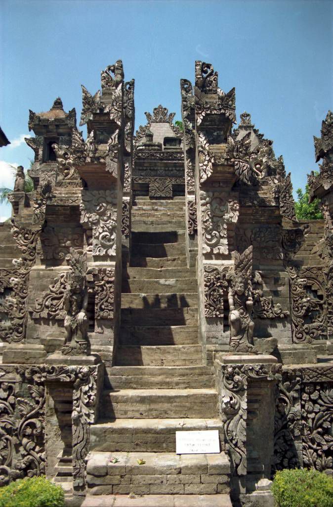 Meduwe Karang Tempel