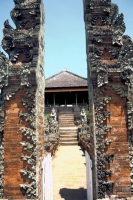 Klungkunk, Gerichtshalle