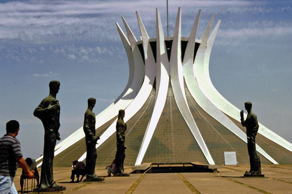 Brasilia, die Kathedrale von außen