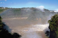 Iguazú, Wasserfälle