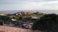 La Gomera, Blick auf Agulo, im Hintergrund der Teide