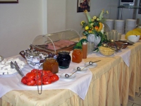 Gerakini, Hotel Glavas Inn, Frühstücksvorspeisenbuffet