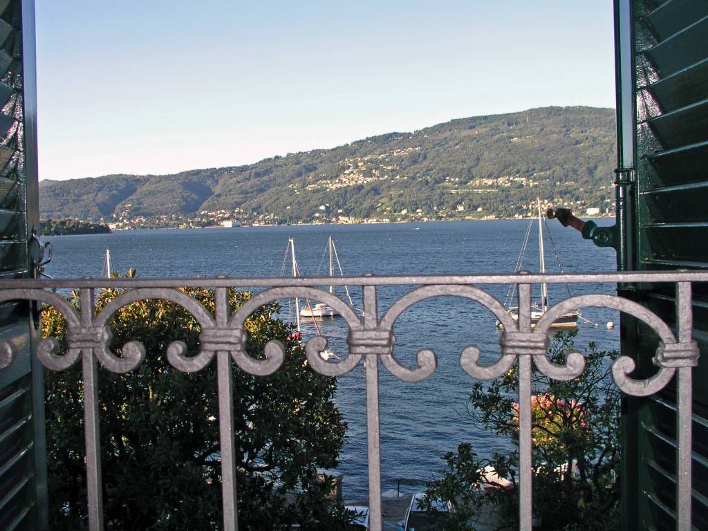 Lago Maggiore, Suna, Hotel Pesce D'Oro, Aussicht vom Zimmer