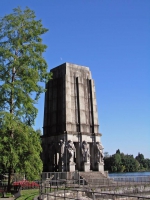 Verbania, Monumento ai Caduti