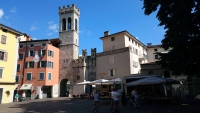 Riva del Garda, Piazza del Brolio