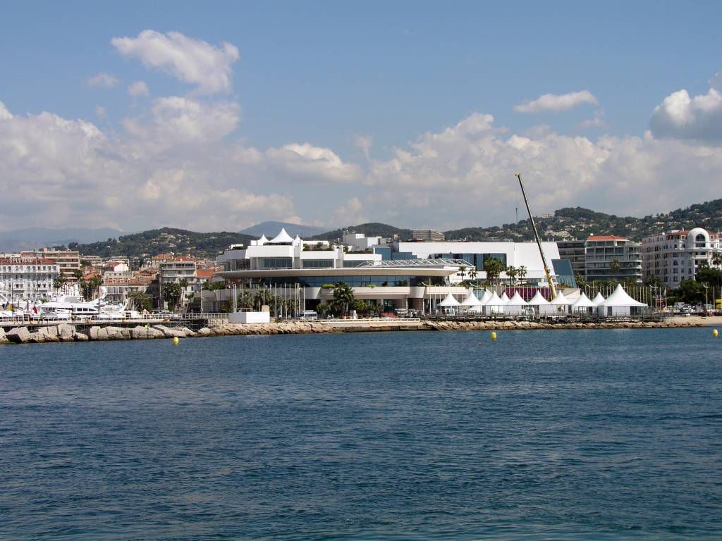 Cannes, Festivalgelände vom Meer