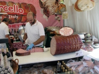 Nizza, Wurstmarkt an der Strandpromenade