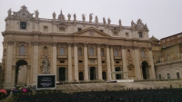 Vatikan, Eingang Petersdom