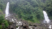 Dominica, Laudat, Zwillingsfälle