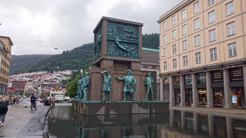 Bergen, Denkmal