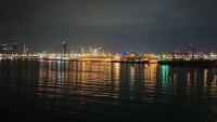 Abu Dhabi, Skyline bei Nacht