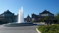 Kopenhagen, Sprinbrunnen nahe Schloß Amalienburg