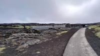 Island, Hafnir, Brücke zwischen den Kontinenten, links Amerika und rechts Europa