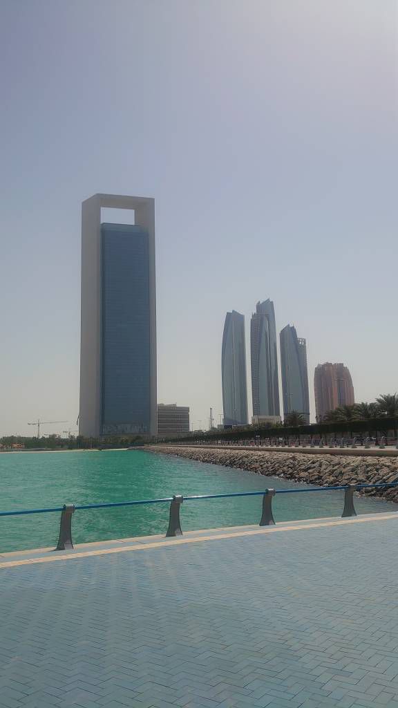 Abu Dhabi, Skyline, Blick in Richtung Corniche Strand