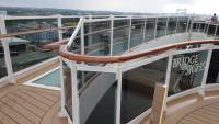 MSC Seaview, Glasbodenbrücke (Seufzerbrücke)