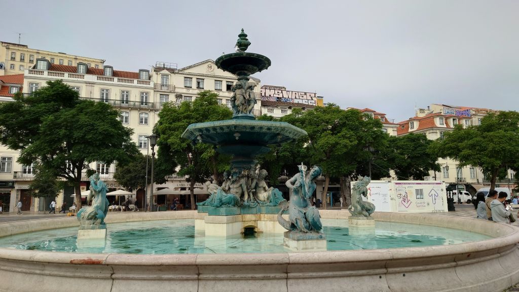 Lissabon, Brunnen auf dem Dom Predro IV Platz