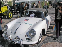 Ein alter Polizeiporsche 356