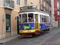 Straßenbahn in der Alfama