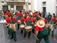 Musikgruppe am Nationalfeiertag in der Alfama