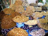 Süßigkeiten in den Souks von Meknes