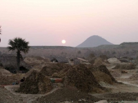 Monywa, Landschaft in der Nähe eines Kupferabbaus