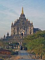 Nyaung U, Bagan, Thatbyinnyu Tempel