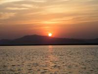 Nyaung U, Bagan, Nyaung U, Bagan, Sonnenuntergang auf dem Ayeyarwady Fluss