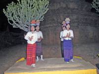 Nyaung U, Bagan, Abendessen und einheimische Tänze an der Seinnyet Nyima Pagode