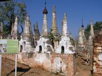 Taunggyi, Indein, Pagodenfelder