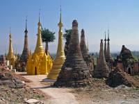 Taunggyi, Indein, Pagodenfelder