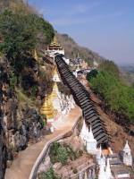 Pindaya, Shwe-U-Min-Pagode mit Pindaya Höhle