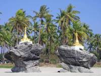 Ngwe Saung, Pagoden am Strand