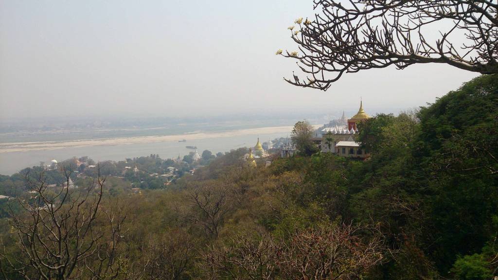 Sagaing, Landschaft