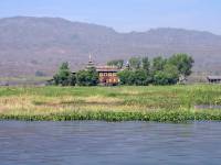 Inle See, Gebäude