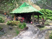 Mount Pinatubo, Kratersee, Grillhütte