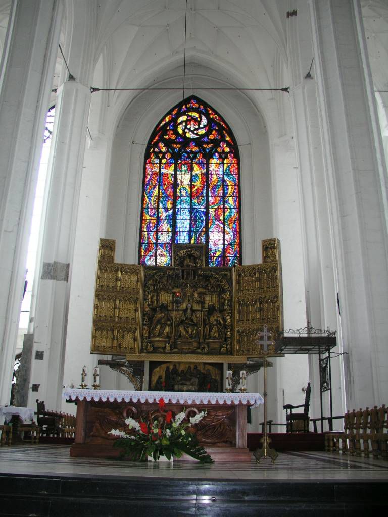 Danzig (Gdańsk), Marienkirche, Altar