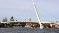 Mikołajki, Nikolaiken, Hafenbereich, im Hintergrund der Turm der Evangelisch-Augsburgischen Kirche