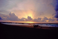 kurz vor Hikkaduwa, Sonnenuntergang am Strand