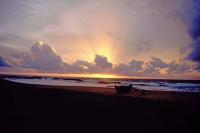 kurz vor Hikkaduwa, Sonnenuntergang am Strand