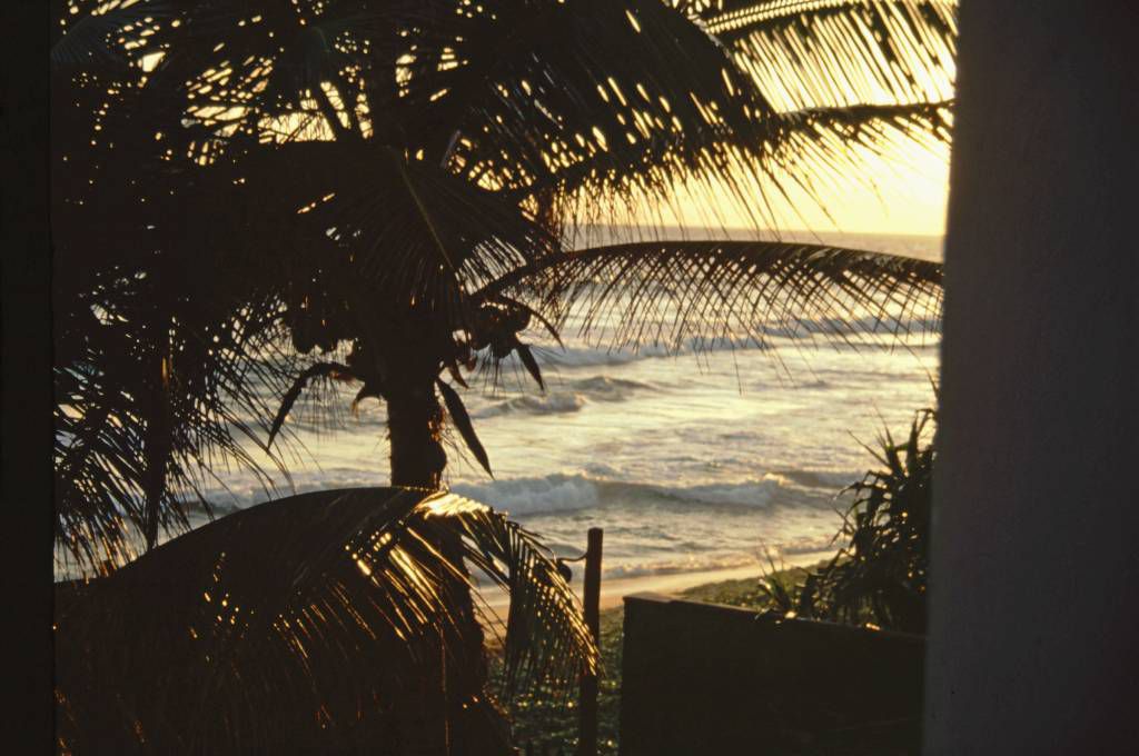 Hikkaduwa, Sonnenuntergang vor dem Sunils Beach Hotel