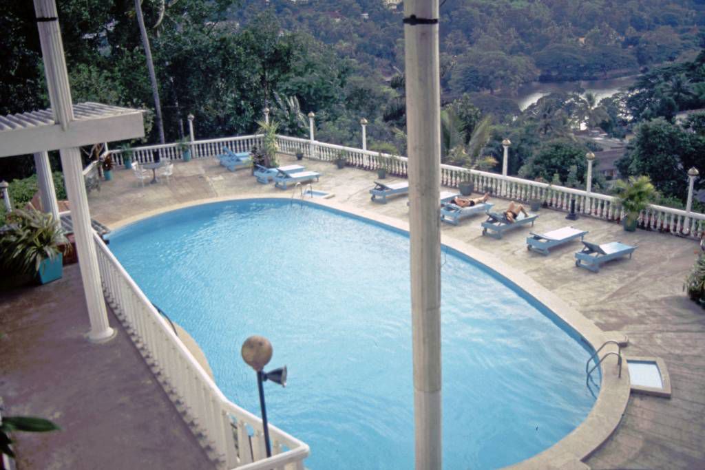 Kandy, Hotel Thilanka, Pool