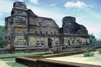 Polonnaruwa, Palast