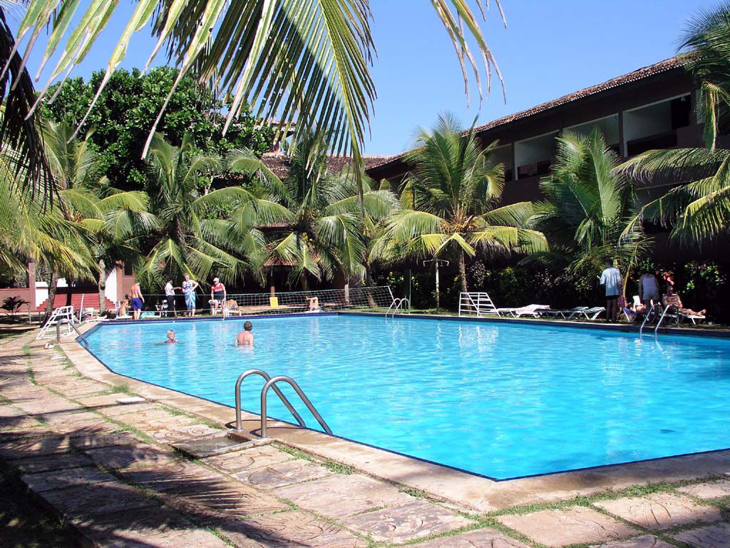 Pool im Koggala Village