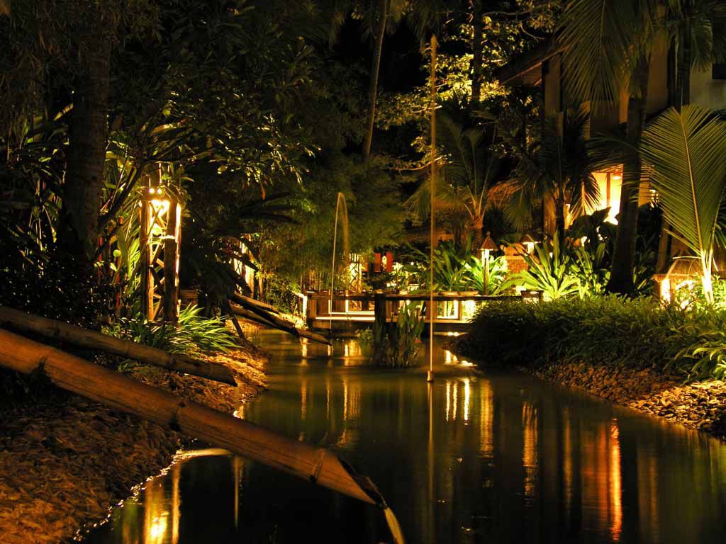 Tropicana Resort bei Nacht