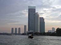 Bangkok, abendliche Bootsfahrt auf dem Chao Phraya