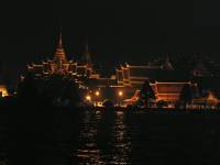 Bangkok, abendliche Bootsfahrt auf dem Chao Phraya