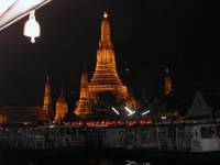 Bangkok, abendliche Bootsfahrt auf dem Chao Phraya