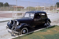 Citroën Traction Avant von 1949 im Hotel Club Diana