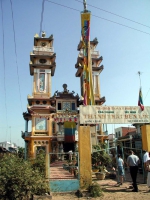 Tempel der Offenbarungsreligion des Cao Dai bei Tan An