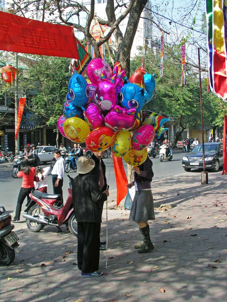 Hanoi / Ha Noi, Luftballonverkäufer6